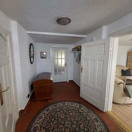 Reetgedecktes Ferienhaus بيت للعطل